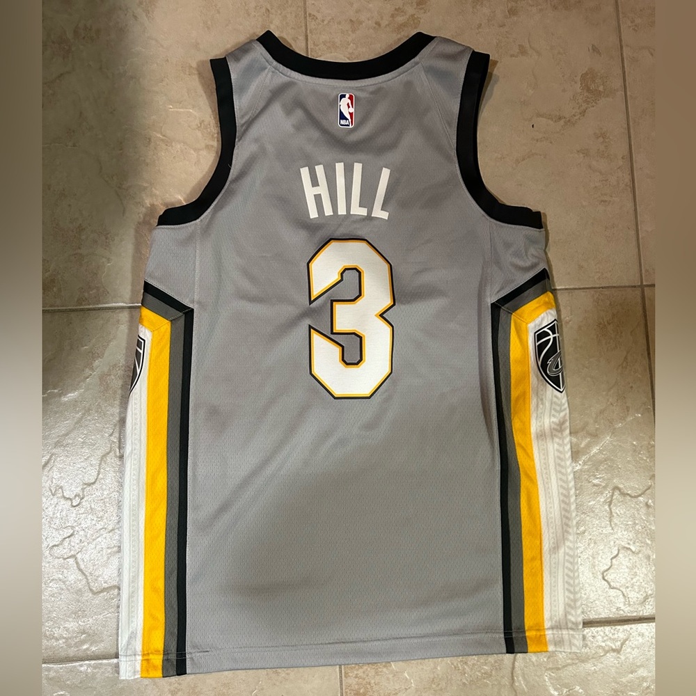 Basketball Jersey - Picture 3 of 8